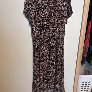 Knox Rose Black and Pink Midi Dress